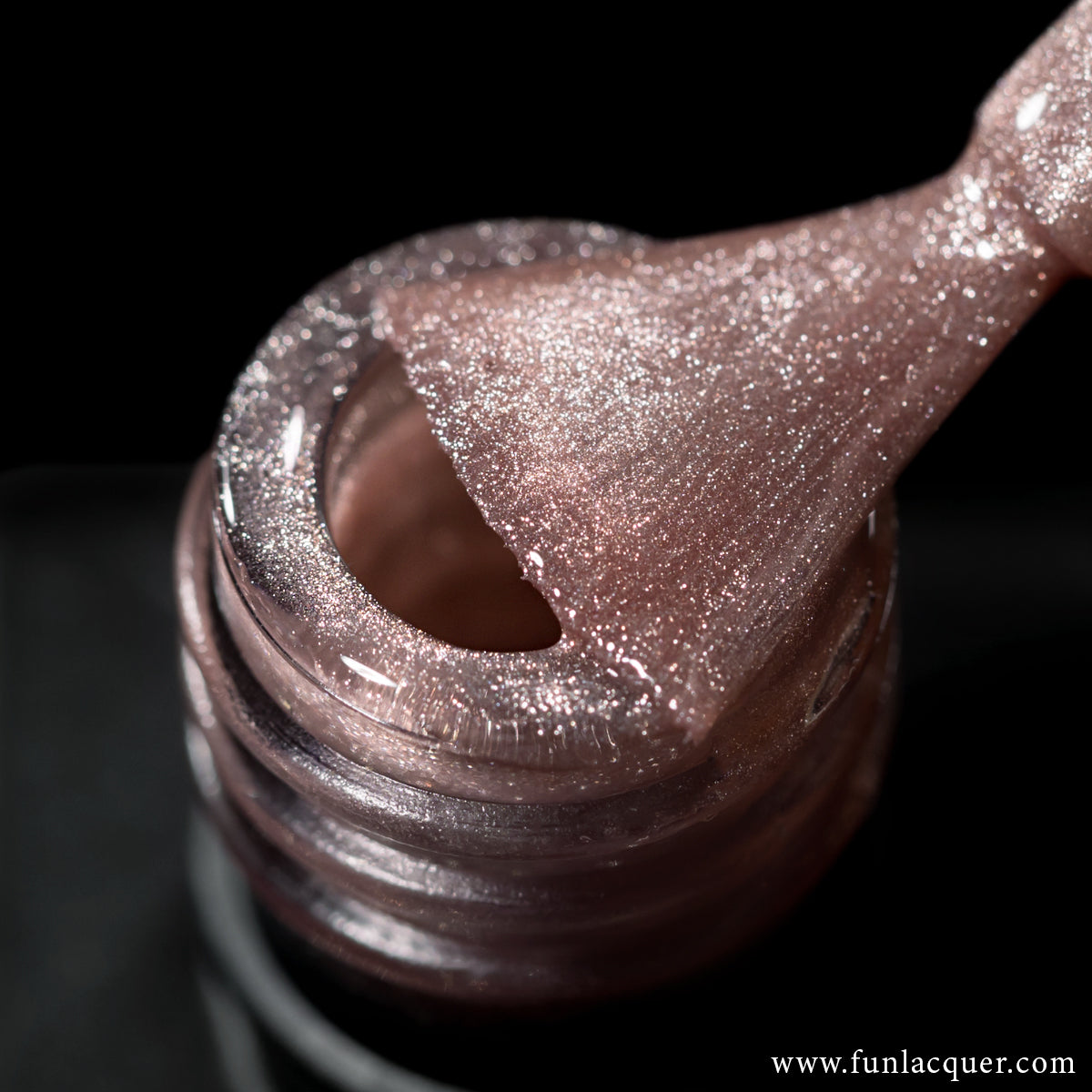 002 Sands - Classic Neutral Magnetic Gel Polish | F.U.N Lacquer