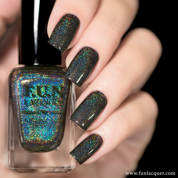 Last Doubt Linear Holographic Nail Polish