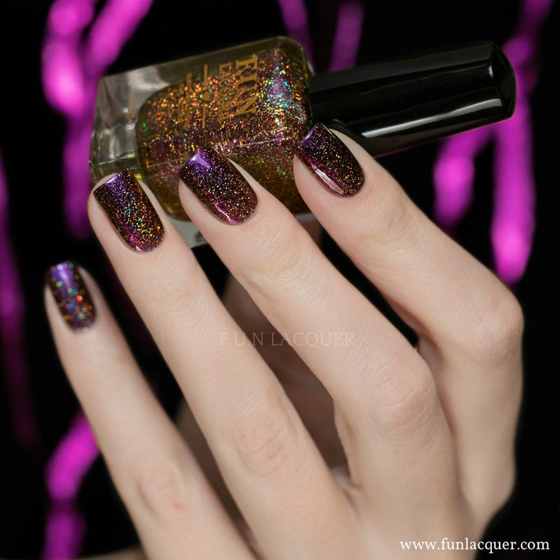 Buy Nykaa Mirror Chrome Nail Lacquer - Sun-Kissed Gold 166 Online