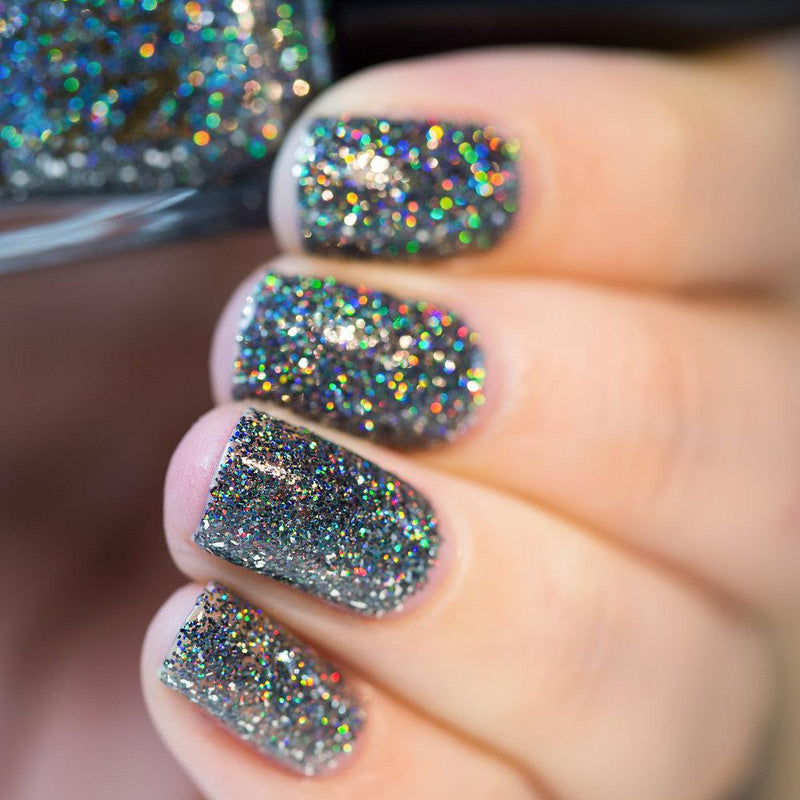 black nails with glitter