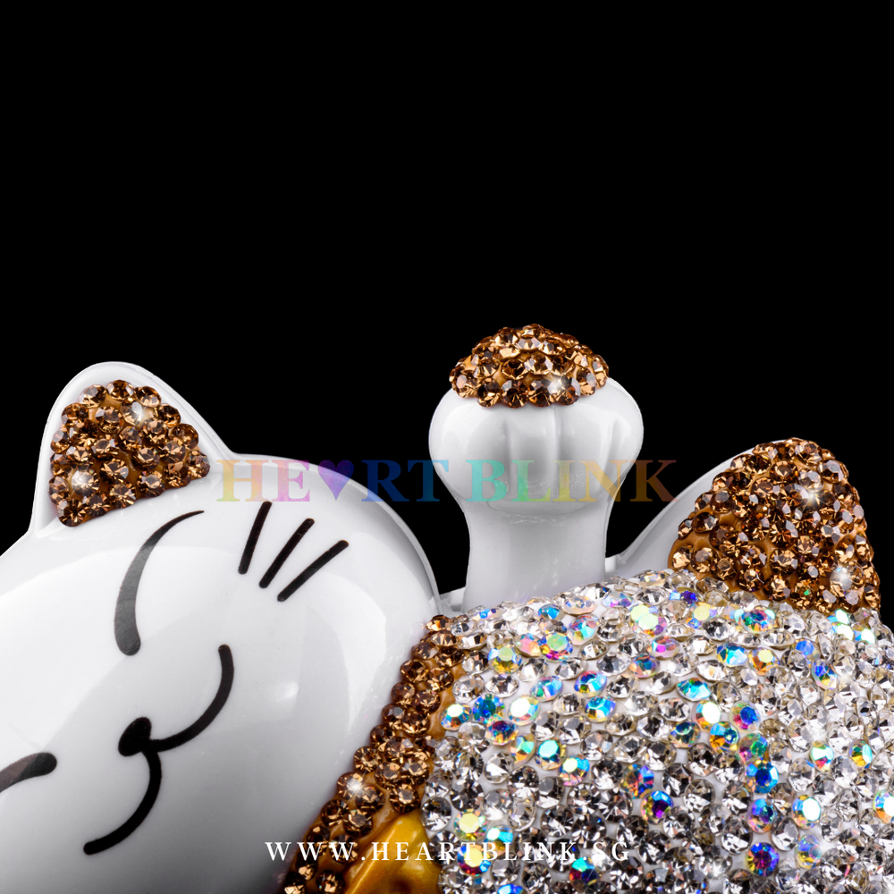 Gold Solar Energy Beckoning Fortune Cat – F.U.N LACQUER